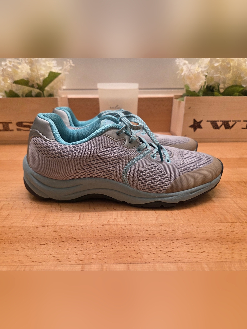 Vionic Emerald Walking Shoe Sneakers Gray/Teal Women's Size 7